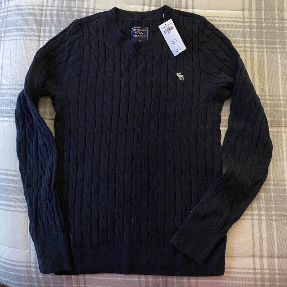 Navy Abercrombie sweater NWT